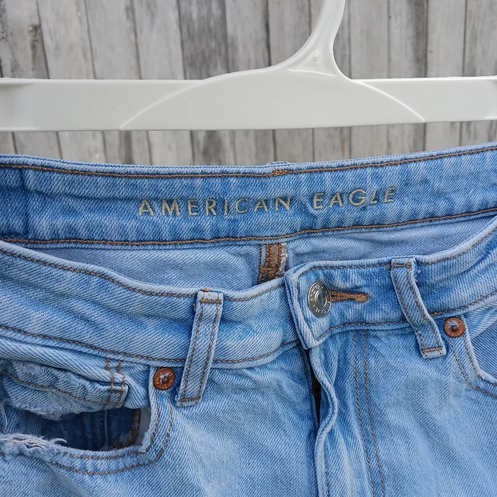 American Eagle Mom‎ Jean Distressed Ripped Womens Sz 0 Regular High Rise  Denim